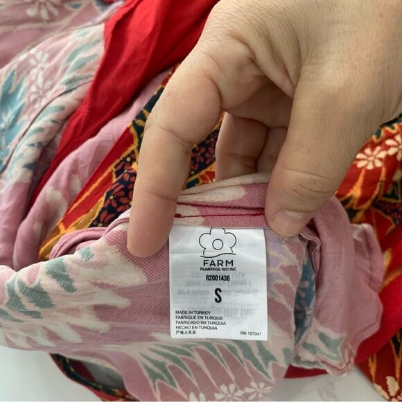 FARM Rio Jumpsuit Women Small Red Wonderful Deep V-Neck toucans Crop Ajustable - Picture 8 of 12